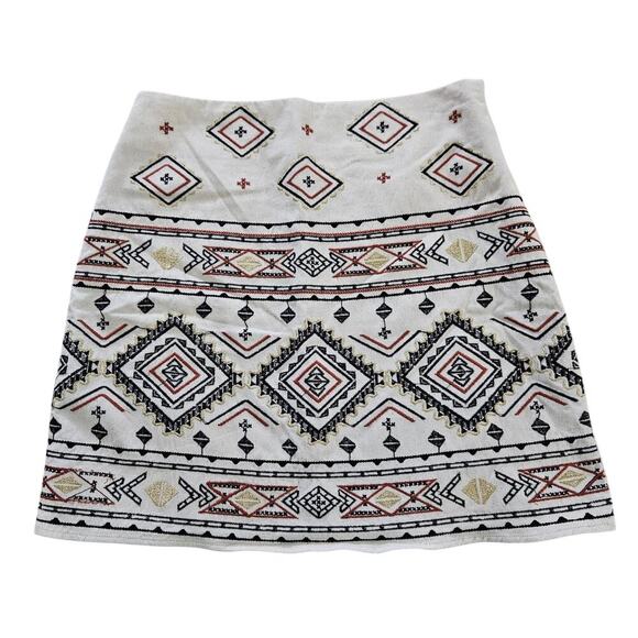 NWT! Blu Pepper Geometric Embroidered Cream Mini Skirt. Size Small. - Picture 1 of 6